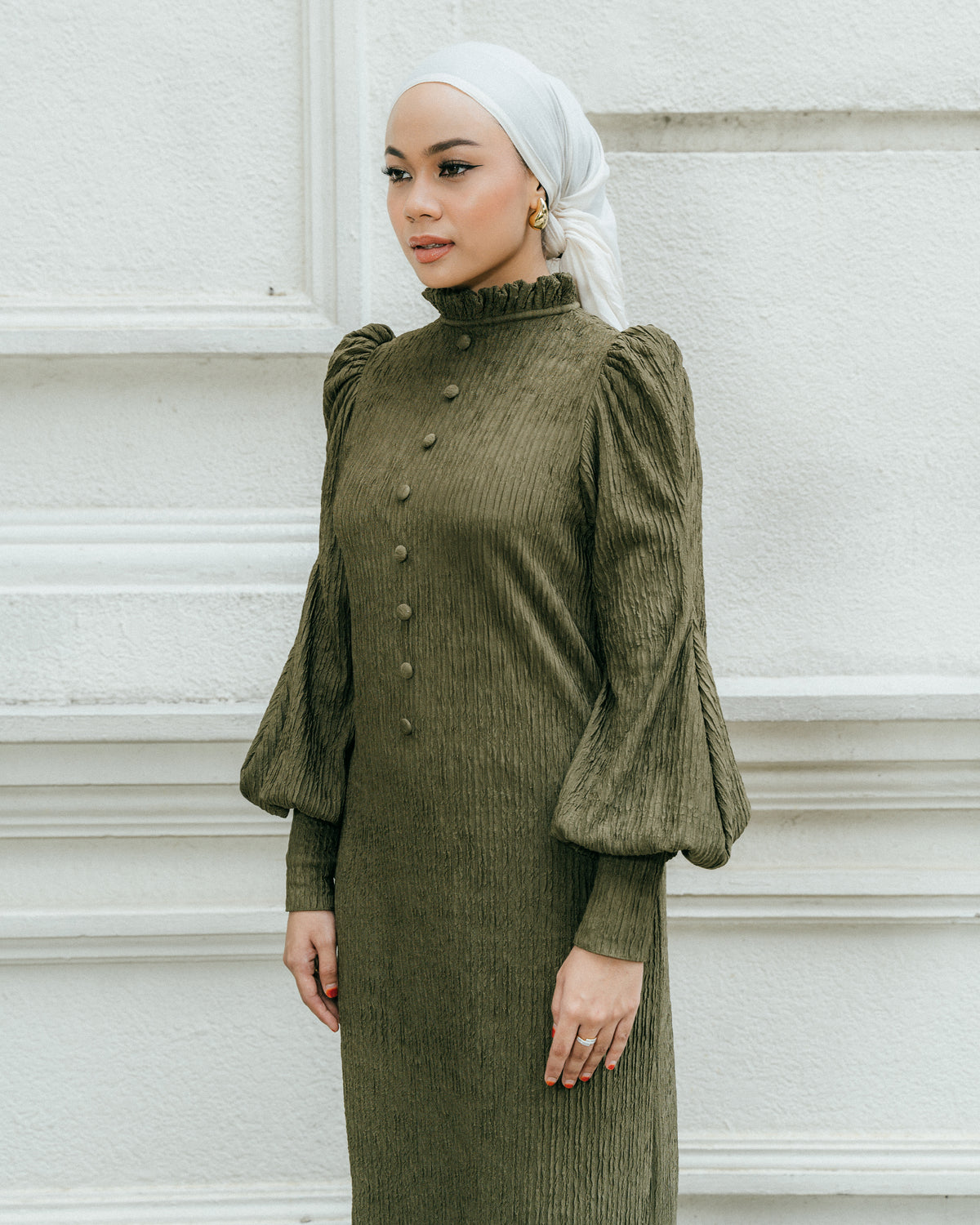 XANDRA DRESS IN OLIVE GREEN