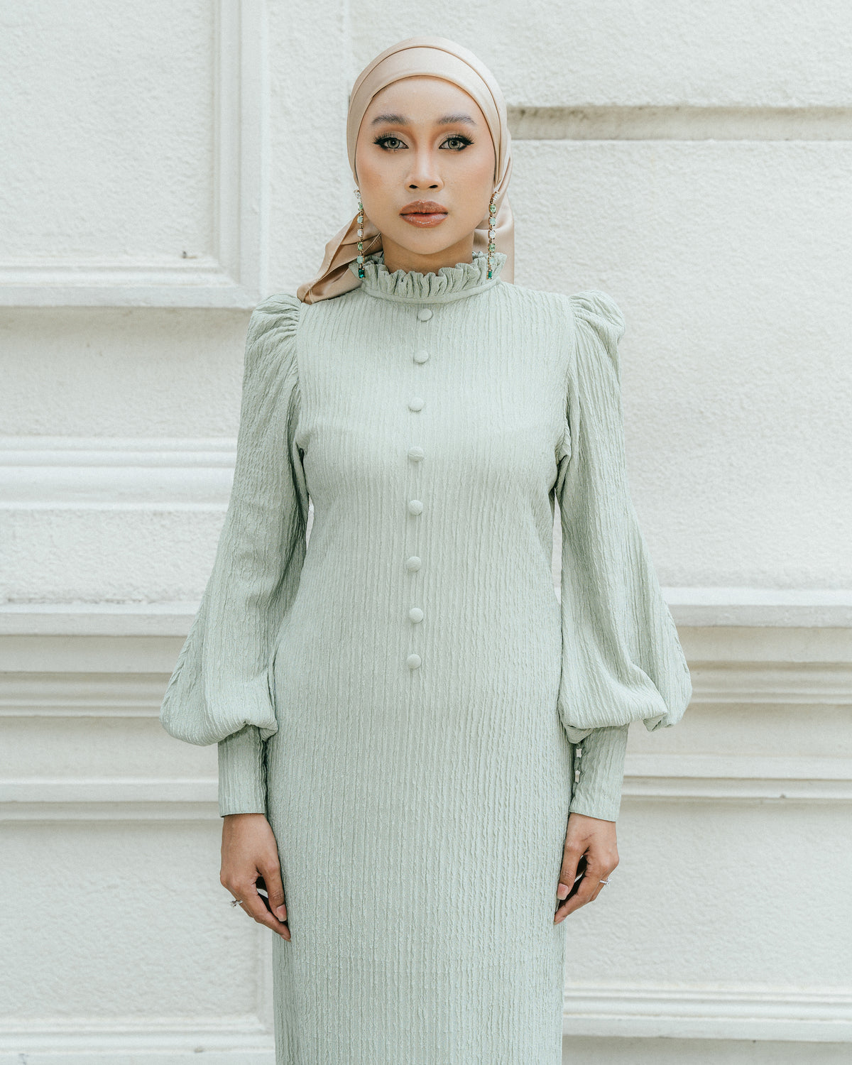 XANDRA DRESS IN SAGE GREEN