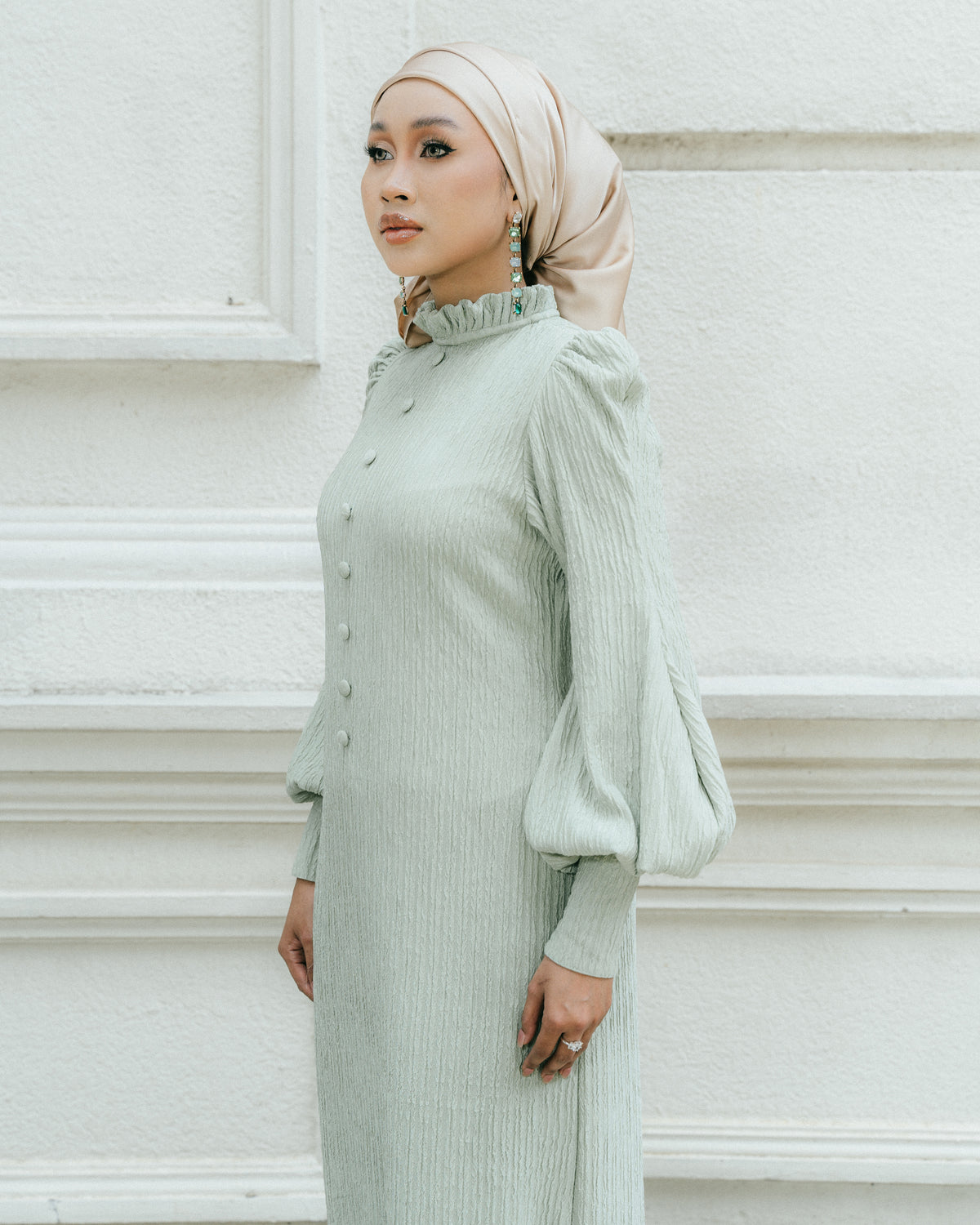 XANDRA DRESS IN SAGE GREEN