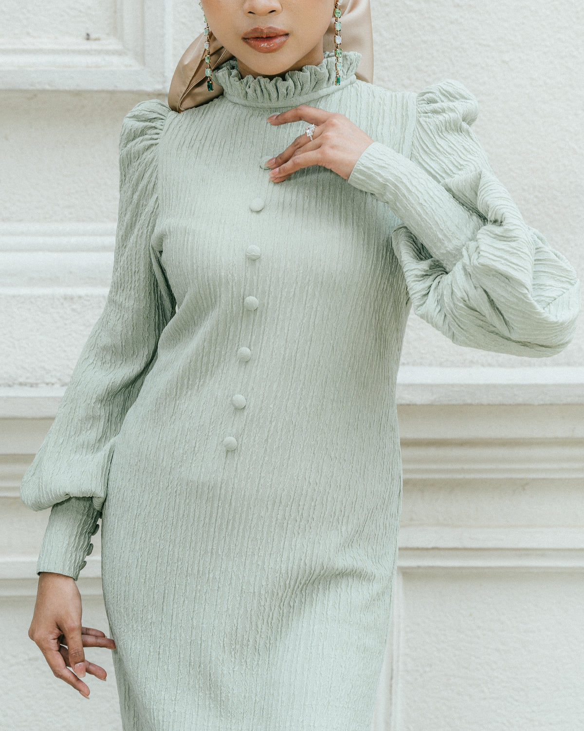 XANDRA DRESS IN SAGE GREEN